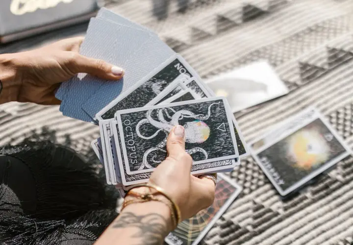 Jak dobrać upominek według znaku zodiaku?