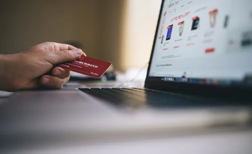 Krok po kroku: Jak zobaczyć możliwości reklamy w internecie i podjąć świadomą decyzję