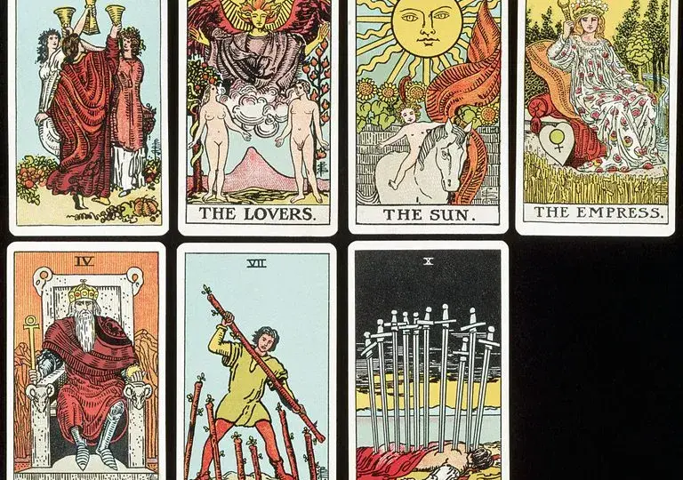 Kiedy poznasz miłość swojego życia? Tarot zdradza prawdę w kartach