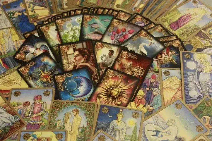 Zdjęcie Najskuteczniejszy tarot online za darmo: lista sprawdzonych platform